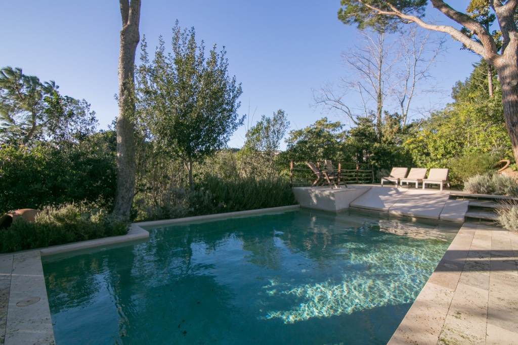 Apartamento con jardín y piscina en Calella de Palafrugell