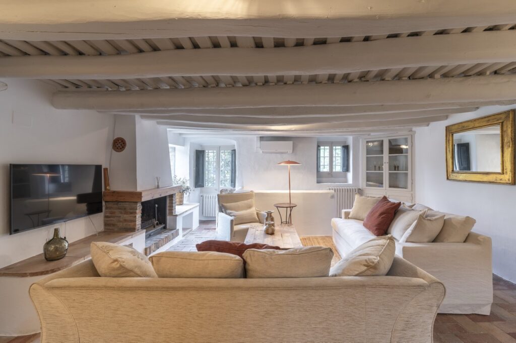 apartamento con chimenea